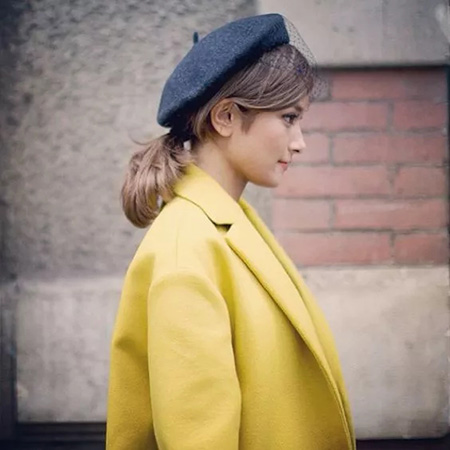 今冬時(shí)尚圈最紅單品貝雷帽,究竟你該搭什么發(fā)型? 今冬時(shí)尚圈最紅單品貝雷帽,究竟你該搭什么發(fā)型?