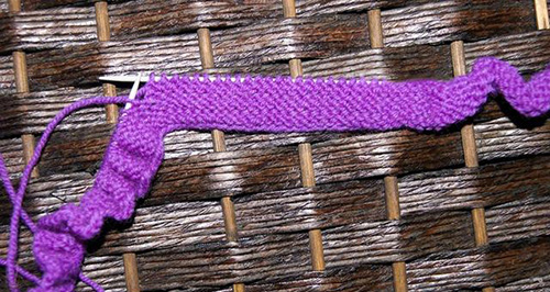 手工編織毛線帽子帶您織出復(fù)古花朵帽 手工編織毛線帽子帶您織出復(fù)古花朵帽